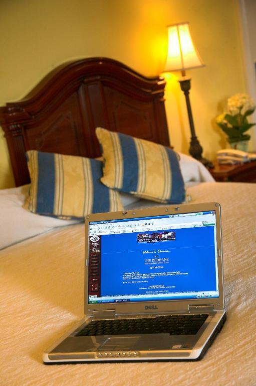 The Redbank Guesthouse Скеррис Номер фото