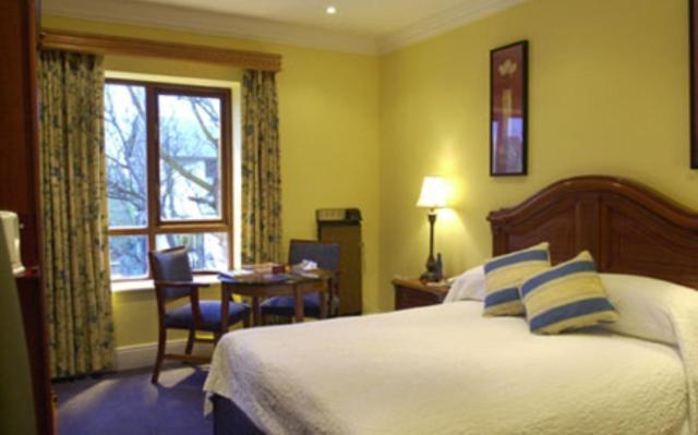 The Redbank Guesthouse Скеррис Номер фото